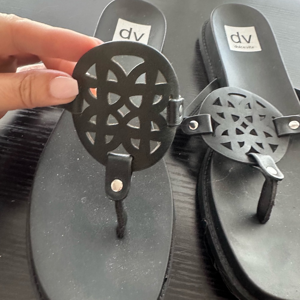 Dolce Vita Black Cutout Sandals-super cute